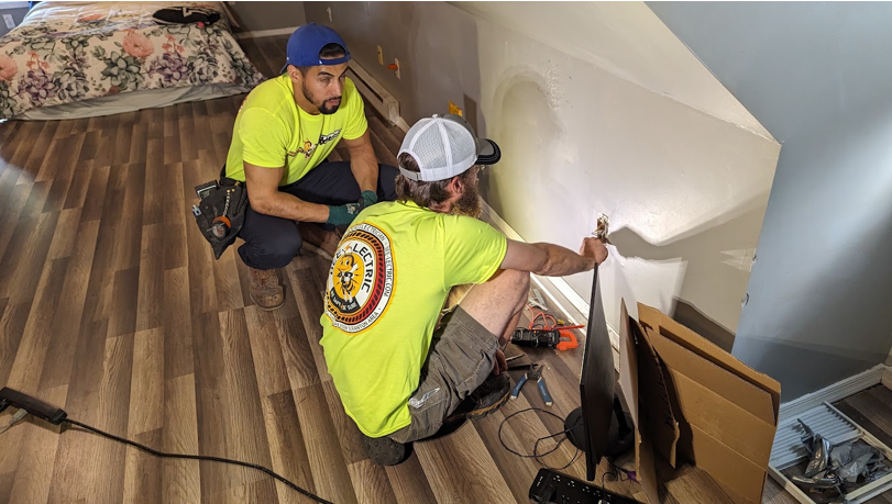 Common Electrical Problems Homeowners Face in Throop